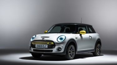 Mini Electric 2019: първите официални изображения, плюс спецификации, цени и дата на пускане в Обединеното кралство