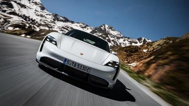 Porsche taycan