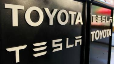 Toyota ukončila spolupráci s Teslou