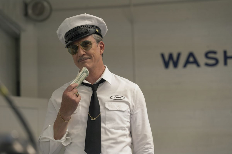 Station-service Dylan McDermott Hollywood Ernie