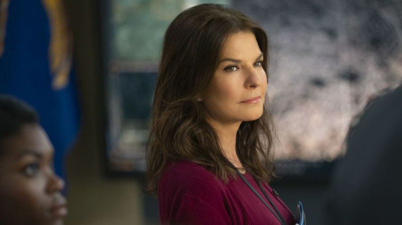 Pajautājiet Mattam: Pārvietojot “Jūs” uz Netflix, Sela Ward uz “FBI”, “SNL” un Jussie Smollett, “Homeland”