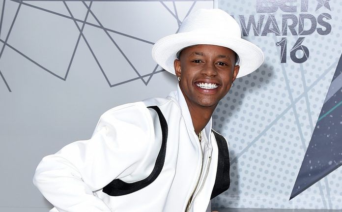 Rapper Silento wurde angeklagt, nachdem er angeblich zwei Fremde mit einer kleinen Axt angegriffen hatte.