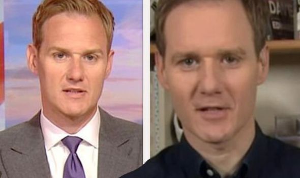 Dan Walker sa ospravedlňuje za to, že Josh Denzel ‚prisahal‘ naživo na Football Focus