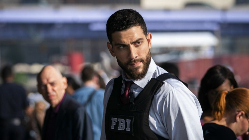 'FBI' Star Zeeko Zaki om viktigheten av å spille en arabisk-amerikansk hovedperson