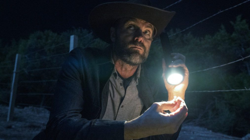'Fear the Walking Dead' Star Garret Dillahunt: 'Há uma decadência acontecendo em John'