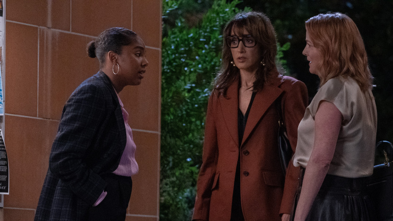   Jordan Hull, Jennifer Beals i Laurel Holloman w filmie Słowo na L: Generacja Q