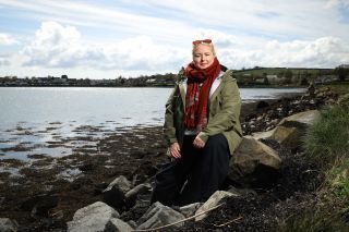 La star di 'Derry Girls' Siobhán McSweeney: 'Ogni attore ha bisogno di un po' di fretta!'