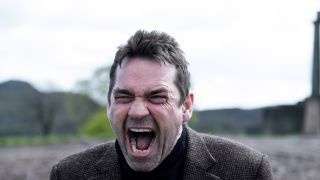 Dougray Scott în rolul lui Ray în Irvine Welsh