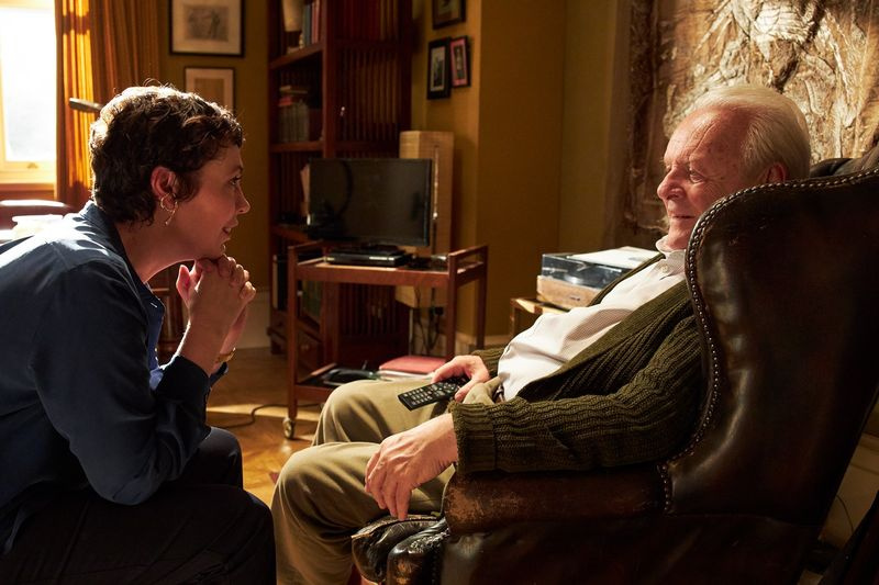 Olivia Colman e Anthony Hopkins ne Il padre.