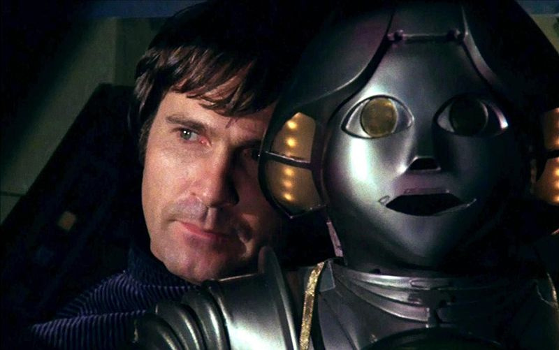 Ο Gil Gerard ως Buck Rogers με το φιλικό ρομπότ Twiki
