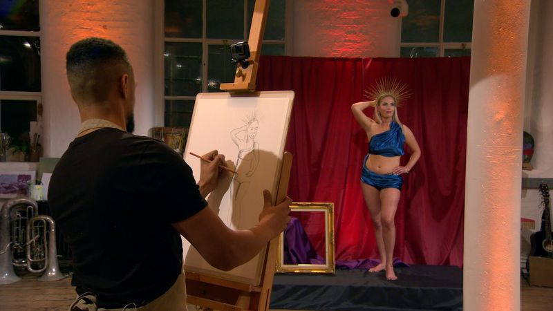 Jenny Eclair juhib uut Channel 4 kunstivõistlussaadet Drawers Off