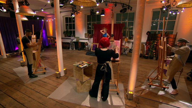 Jenny Eclair juhib uut Channel 4 kunstivõistlussaadet Drawers Off