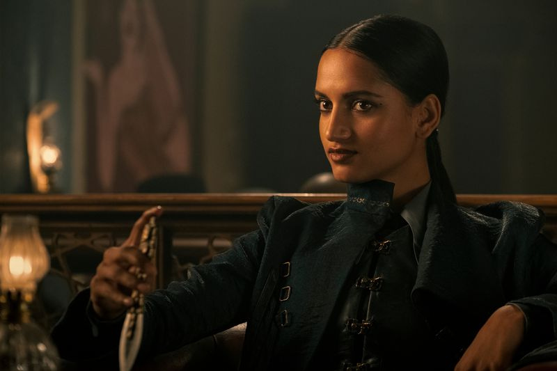 Amita Suman în Shadow and Bone