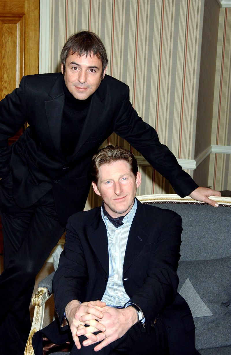 Ο Adrian Dunbar με τον Neil Morrissey.