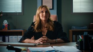 'Holby City' staar Debra Stephenson: 'Ükski suhe ei peata Jenit!'