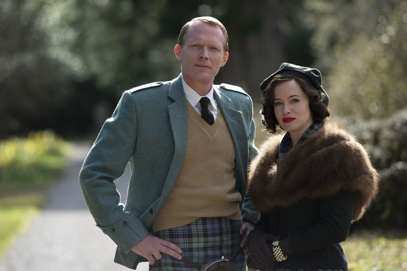 A Very British Scandal - Ian Campbell (PAUL BETTANY), Margaret (CLAIRE FOY)