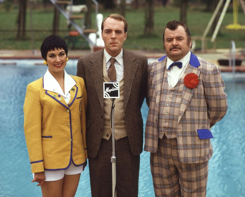 Salut-de-Bună! distribuție – Gladys, Jeffrey și Ted.