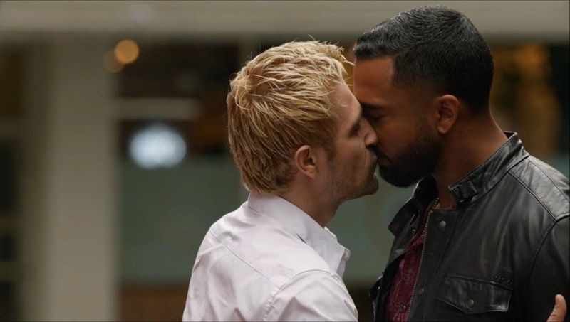 Ο Matt Ryan και ο Christian Keyes στο Legends of Tomorrow