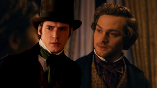 Finn Jones ir Pico Alexander Dickinson 2 sezone.