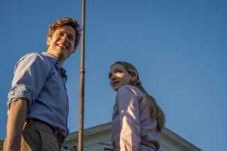 'Cosas oídas y vistas': reparto, fecha de estreno, argumento, tráiler y todo sobre el nuevo horror de Netflix