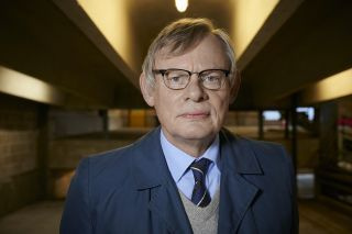 Ο Martin Clunes ως DCI Colin Sutton στη σειρά Manhunt 2.