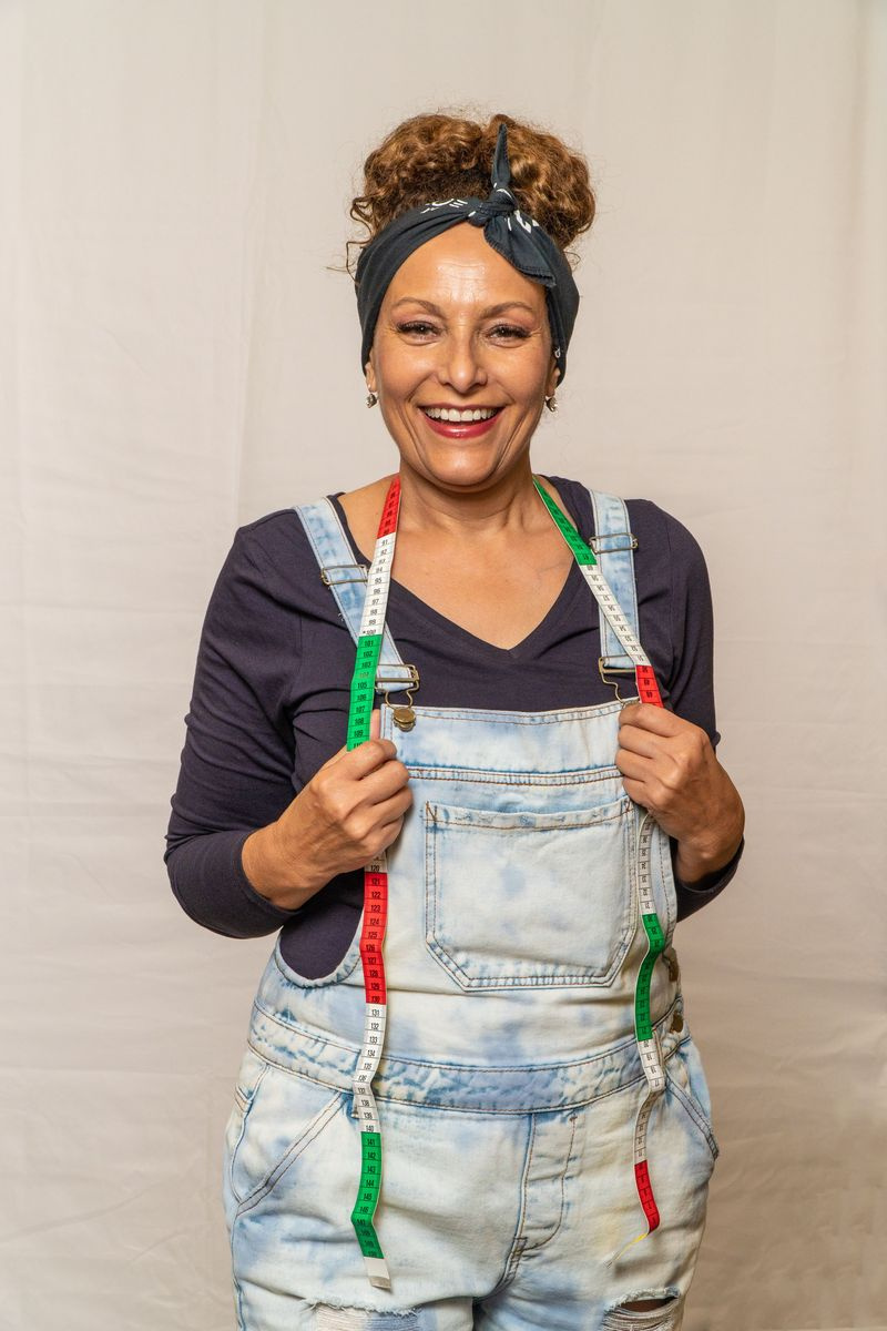 Η Τζούλι στη σειρά 7 του The Great British Sewing Bee 2021
