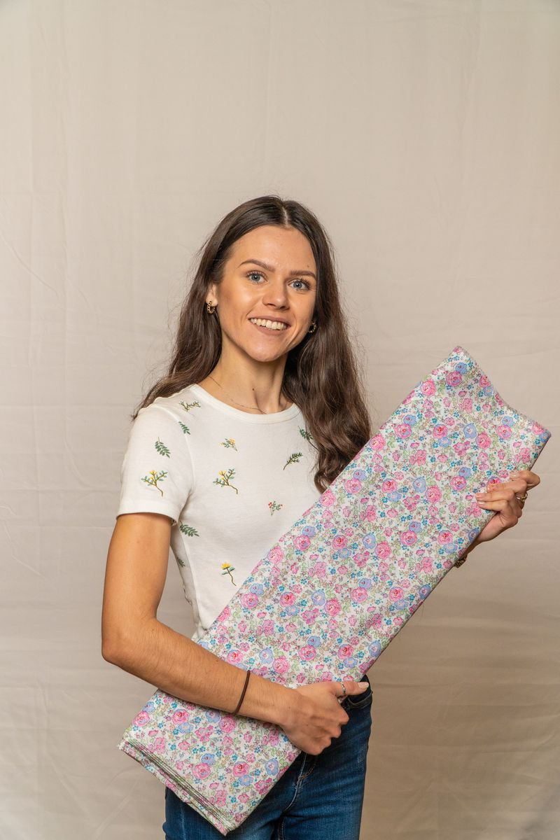 Η Rebecca στη σειρά 7 του The Great British Sewing Bee 2021