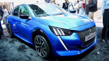 Peugeot e-208