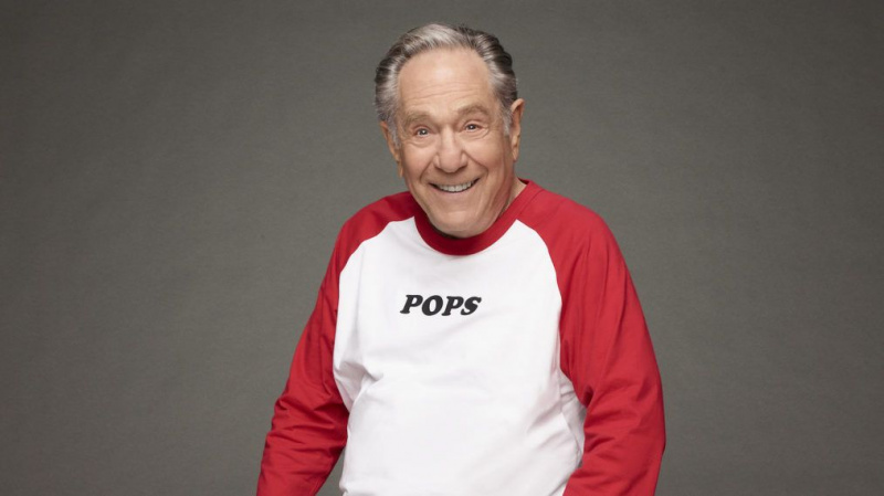 ‘The Goldbergs’ comemora o episódio final de George Segal com homenagem (VÍDEO)