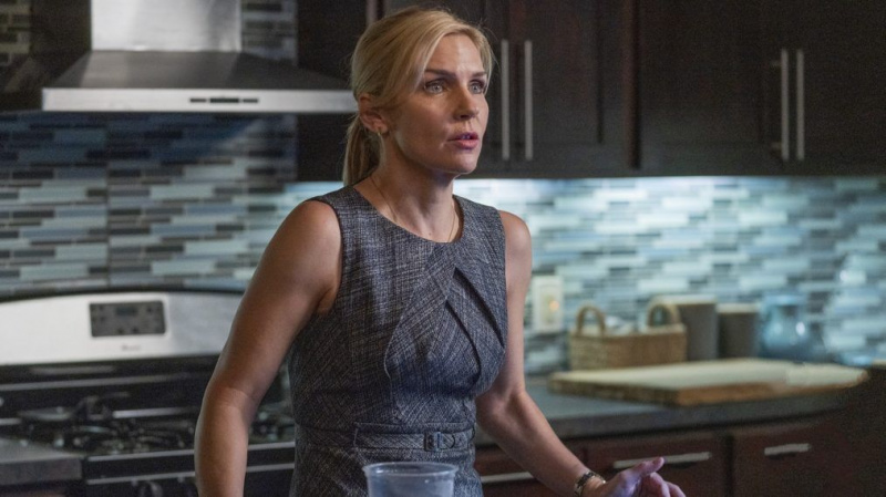 labāk zvani saul rhea seehorn
