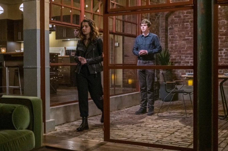 Paige Spara Freddie Highmore Good Doctor Season 3
