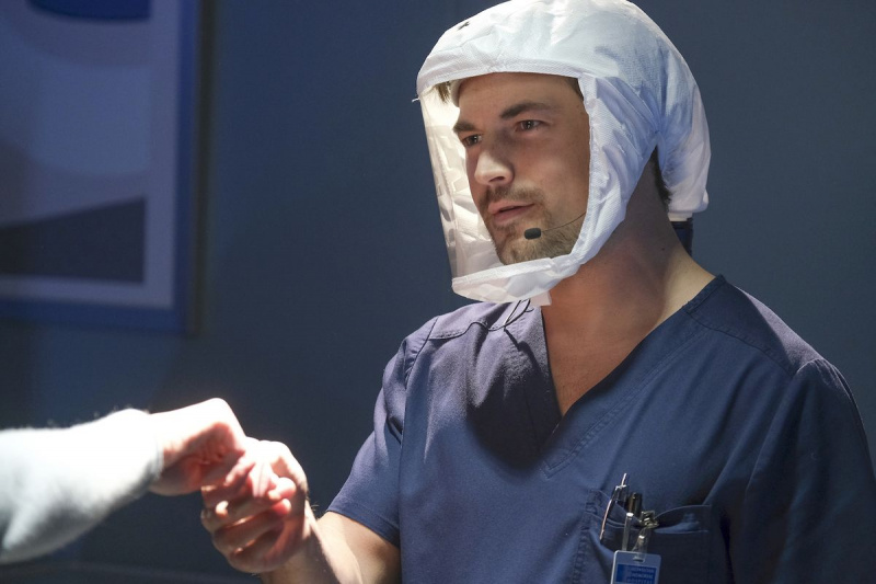 Giacomo Gianniotti Gray