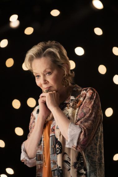 HBO Max Jean Smart Hacks