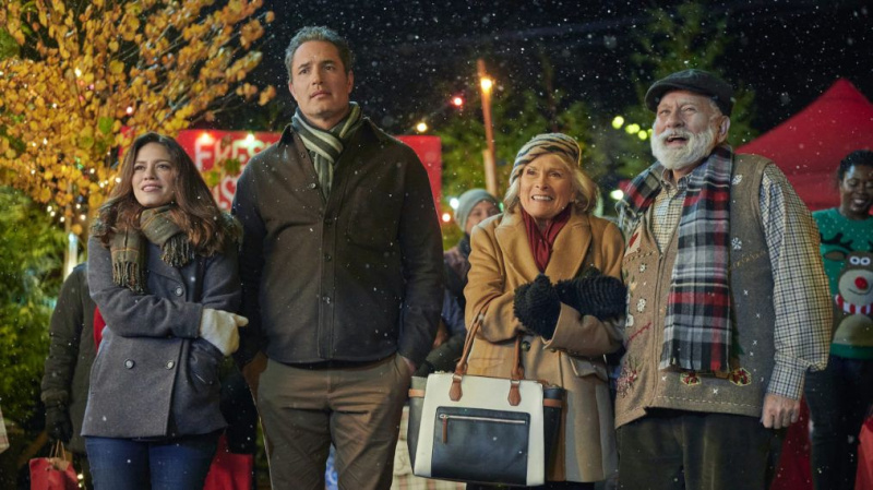 Natal cinco estrelas Bethany Joy Lenz Victor Webster