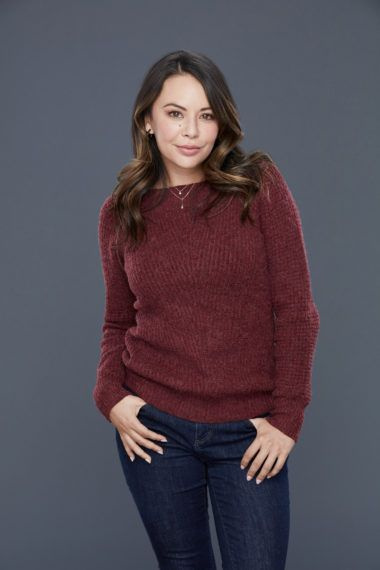 Janel Parrish Holly e Ivy