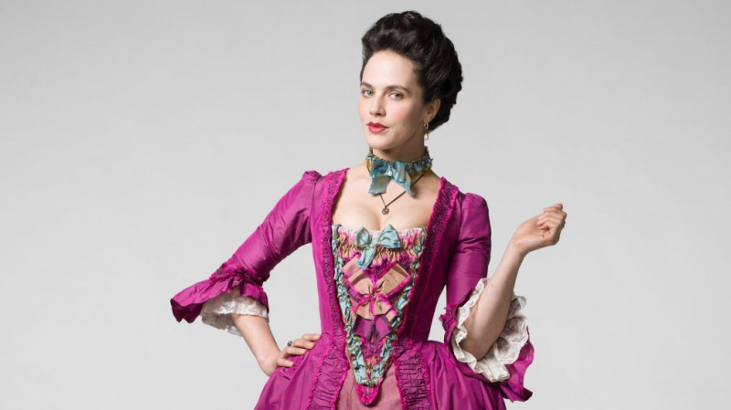 Huluの 'Harlots'：ヘア、メイク、コスチュームチームがどのようにしてCharlotteの外観を作成するか
