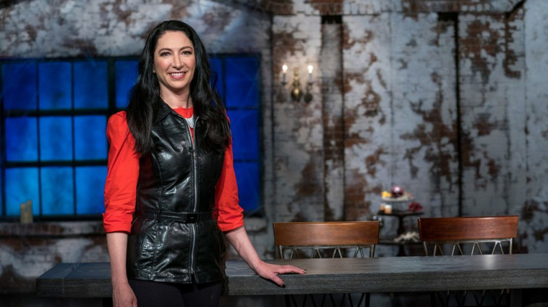 Tastemakers: 'Cotto nel Gesine Prado del Vermont per aver prestato la sua voce a' Haunted Gingerbread Showdown '