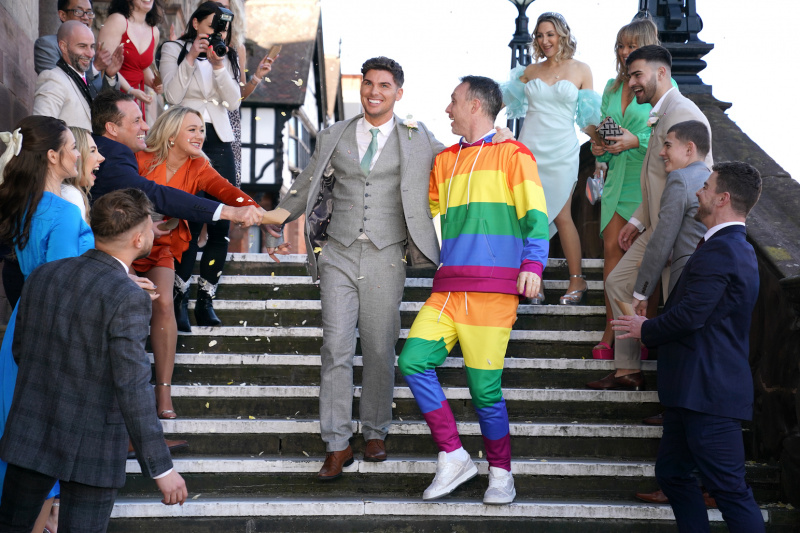   Ziua nunții Ste și James în Hollyoaks