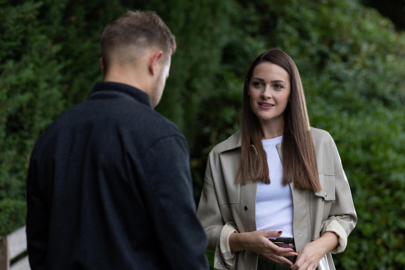   Η Σιένα με τον φίλο του Ίθαν στο Hollyoaks.