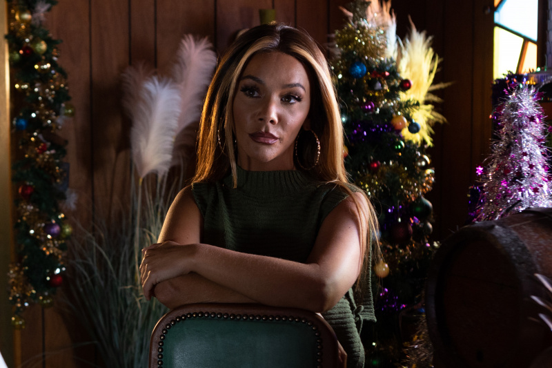   Goldie's suspicions about Bobby Costello deepen in Hollyoaks.