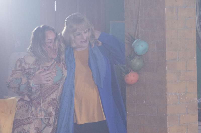  Sally St Claire ja Marie Fielding kolarissa.