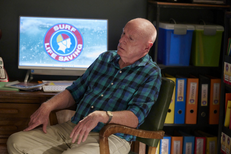 Σπόιλερ εντός και εκτός, Alf Stewart