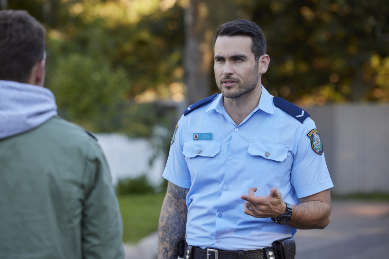 Hjem og bort spoilere: Cash er sjalu på Eden og Tim!