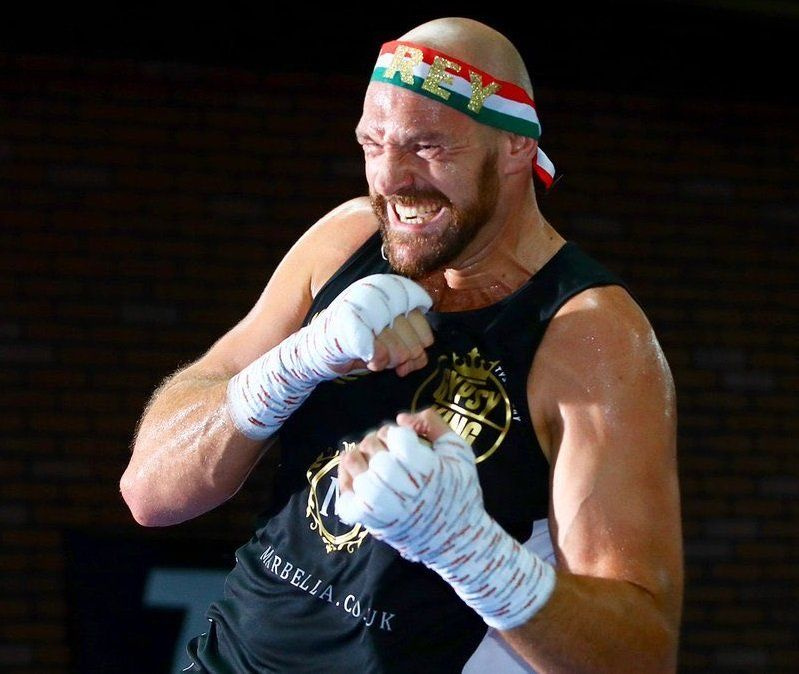 Tyson Fury julkisessa harjoituksessa