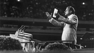 Πώς να παρακολουθήσετε το 'Billy Graham' στο American Experience και στο PBS Documentaries
