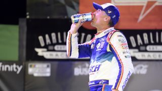 So sehen Sie sich das NASCAR Federated Auto Parts 400 an