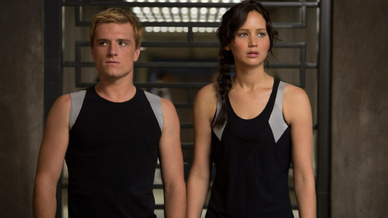 The Hunger Games prende fuoco Josh Hutcherson Jennifer Lawrence