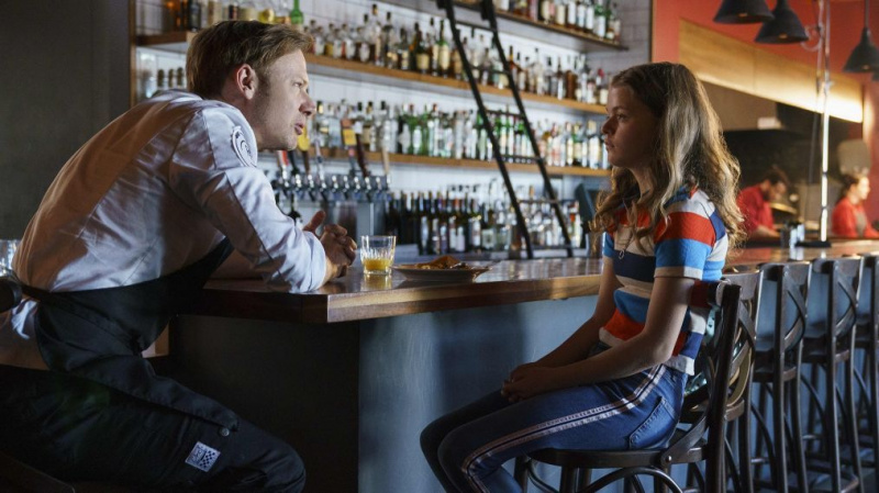 'Into the Dark' tiene un momento #MeToo con la 'Treehouse' protagonizada por Jimmi Simpson