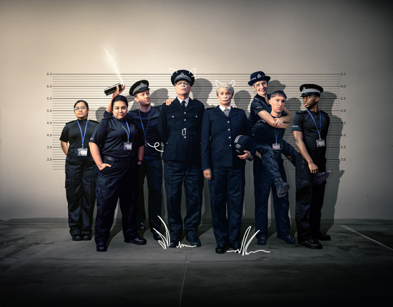   ลูกหมู Sarah Parish Mark Heap Callie Cooke Ukweli Roach Ricky Champ