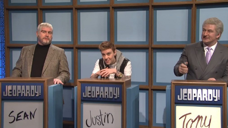 Преживейте отново „Най -добрите измислици на SNL за Шон Конъри в„ Celebrity Jeopardy! “(ВИДЕО)